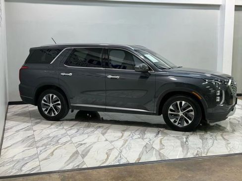 Used 2020 Hyundai Palisade SEL FWD image 2
