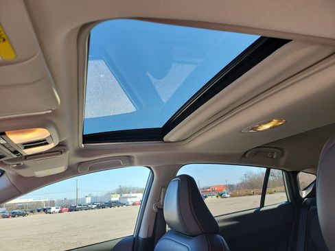 Used 2024 Subaru Crosstrek 2.5i Limited image 27