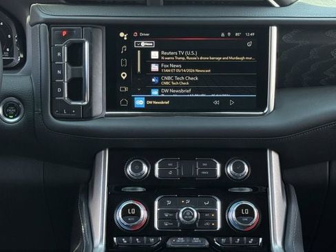 Used 2024 GMC Yukon XL Denali RWD image 18