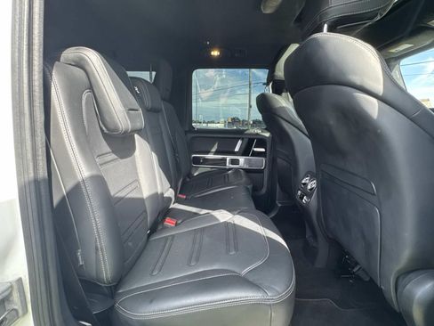 Used 2025 Mercedes-Benz G 550 image 11