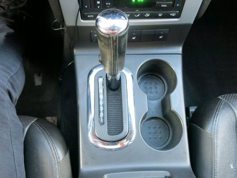 Used 2007 Mercury Mountaineer AWD image 29