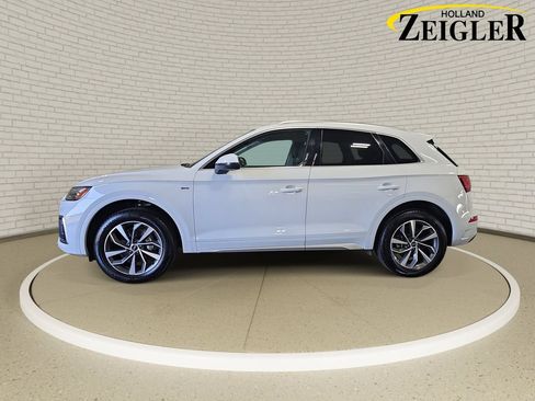 Used 2023 Audi Q5 2.0T Premium Plus w/ Premium Plus Package AWD/4WD image 8