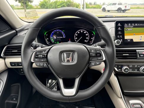 Used 2019 Honda Accord Touring image 22