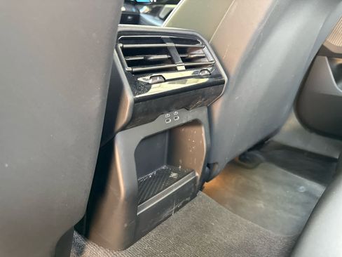 Certified 2024 BMW 530i xDrive 530i xDrive w/ Convenience Package image 17