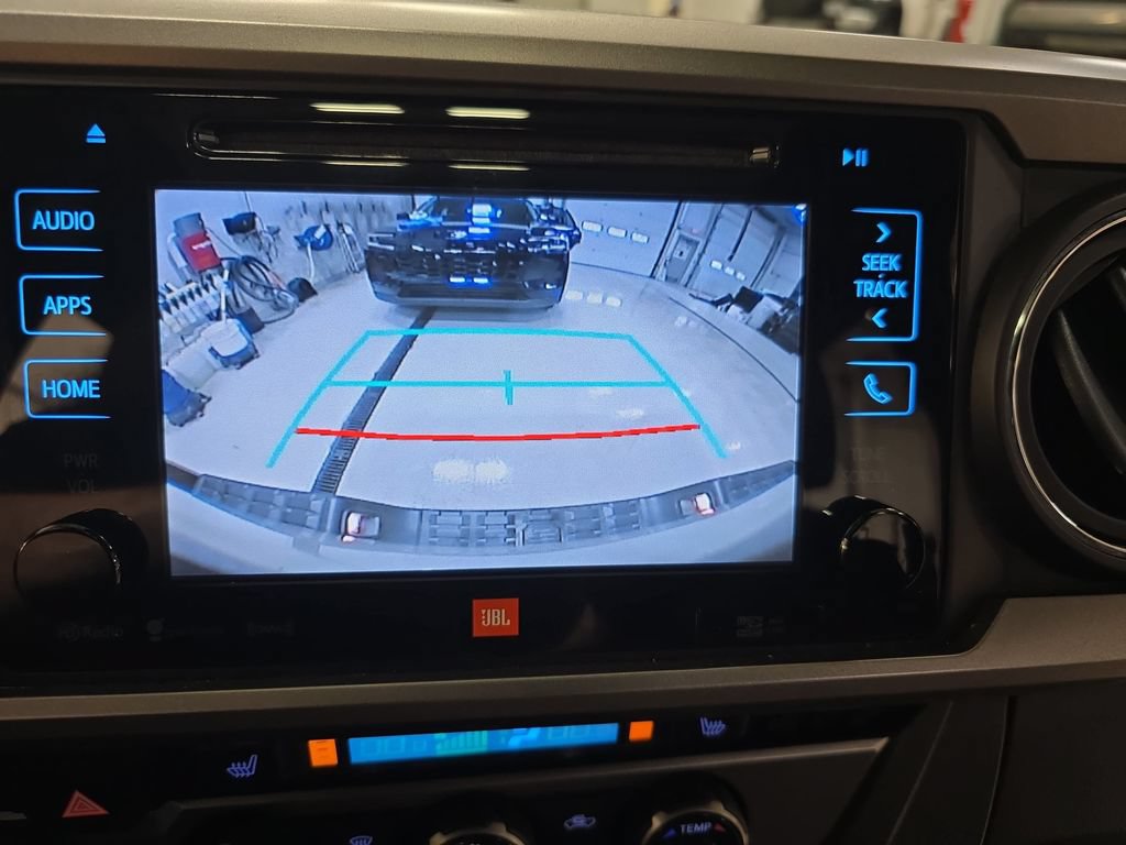Certified 2018 Toyota Tacoma Limited AWD/4WD image 29