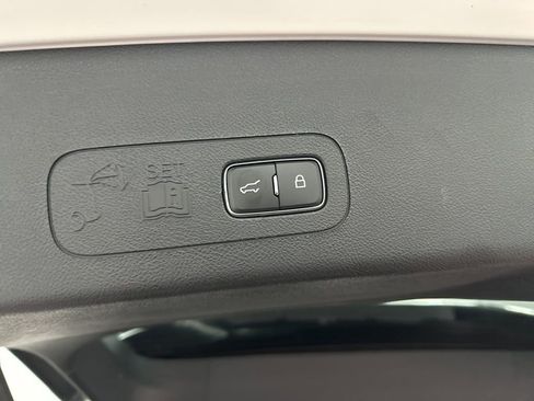 Used 2023 Lincoln Aviator Reserve w/ Equipment Group 201A image 29