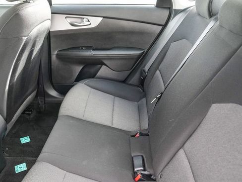 Used 2022 Kia Forte LXS image 19