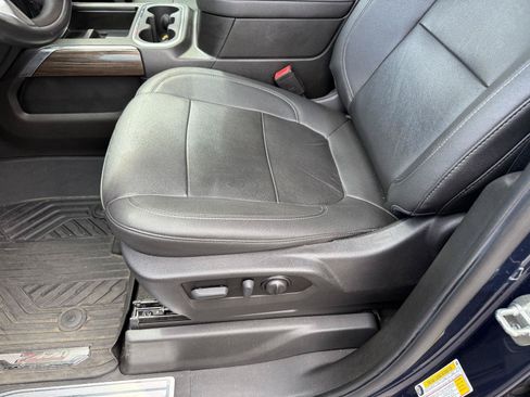 Used 2022 Chevrolet Silverado 1500 RST w/ All Star Edition Plus AWD/4WD image 17