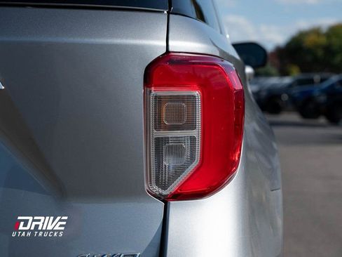 Used 2024 Ford Explorer XLT w/ Equipment Group 202A image 11