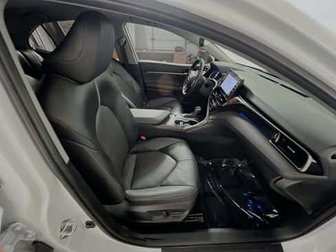 Used 2023 Toyota Camry XLE image 31