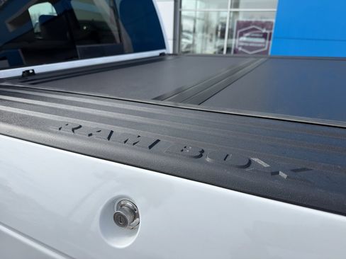 Used 2016 RAM 1500 Laramie w/ Convenience Group image 10