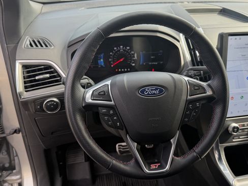 Used 2024 Ford Edge ST w/ Equipment Group 401A AWD/4WD image 30