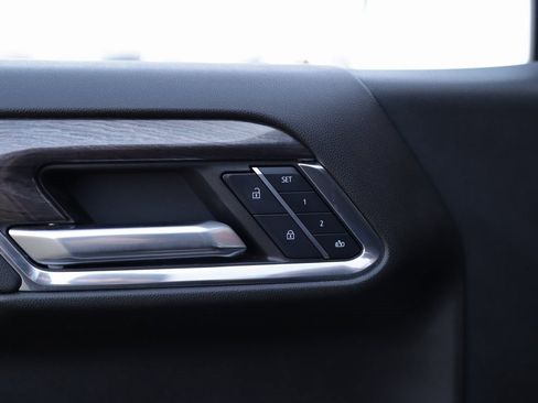 Used 2024 Chevrolet Silverado 1500 LTZ w/ Technology Package image 27