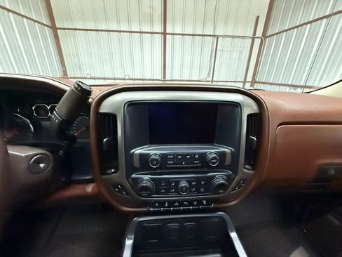 Used 2019 Chevrolet Silverado 3500 High Country w/ Duramax Plus Package image 21