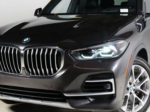Used 2023 BMW X5 xDrive40i AWD/4WD image 32