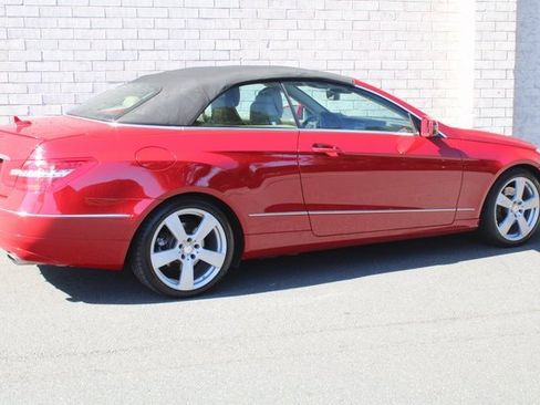 Used 2013 Mercedes-Benz E 350 Cabriolet image 2