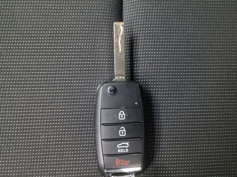 Used 2018 Kia Rio EX image 32