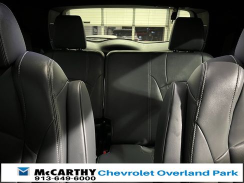Used 2024 Buick Enclave Premium image 29