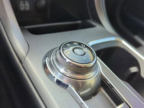 Used 2019 Ford Fusion Titanium FWD image 23