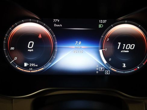 Used 2020 Mercedes-Benz GLC 300 4MATIC image 19