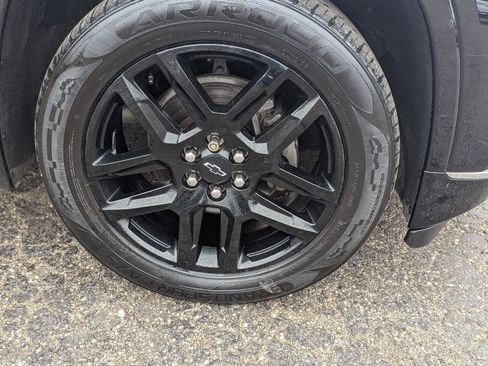 Used 2019 Chevrolet Traverse Premier w/ LPO, Black Accent Package AWD/4WD image 44
