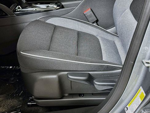 New 2026 Chevrolet TrailBlazer LT w/ Midnight Edition FWD image 15