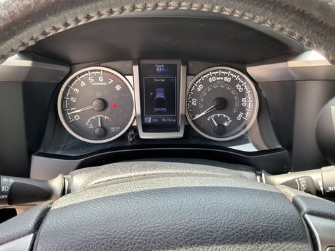 Used 2019 Toyota Tacoma SR5 image 22