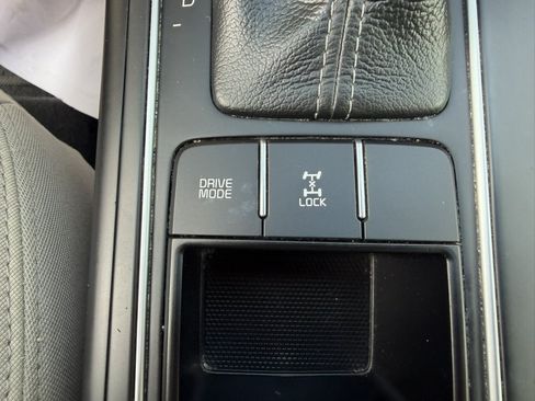 Used 2018 Kia Sorento AWD image 28