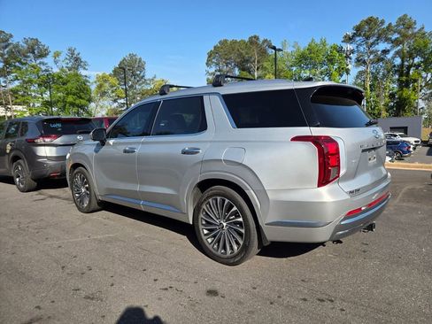 Used 2023 Hyundai Palisade Calligraphy FWD image 4