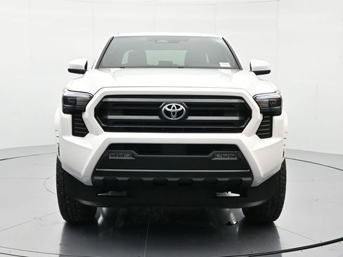 Used 2024 Toyota Tacoma SR5 image 2