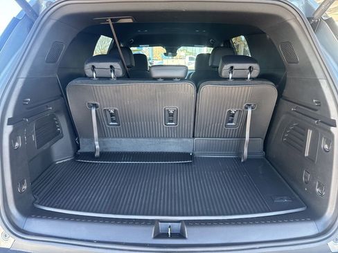 Used 2026 Chevrolet Traverse LT w/ Midnight/Sport Edition image 28