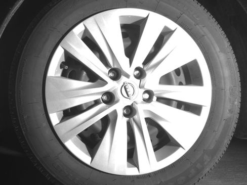 Used 2025 Nissan Sentra S image 12