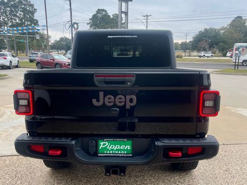 Used 2020 Jeep Gladiator Rubicon image 7