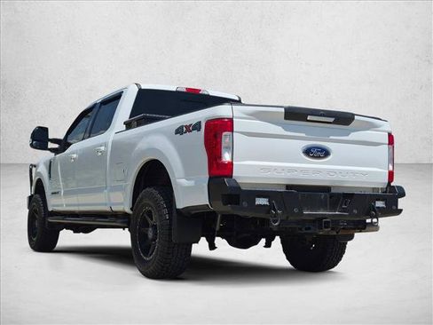 Used 2019 Ford F250 Lariat w/ Lariat Value Package AWD/4WD image 7