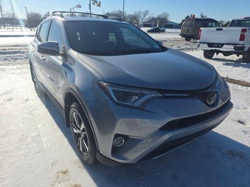 Used 2017 Toyota RAV4 XLE image 3