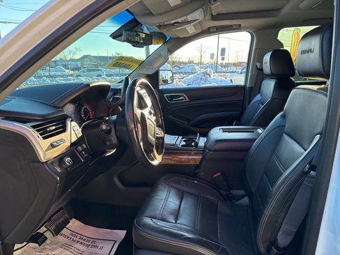 Used 2016 GMC Yukon Denali w/ Open Road Package image 22
