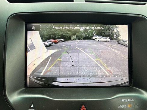 Used 2014 Ford Explorer XLT w/ Equipment Group 202A AWD/4WD image 12