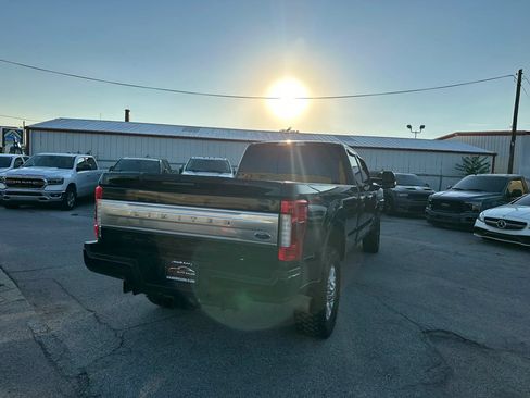 Used 2019 Ford F350 Limited AWD/4WD image 5