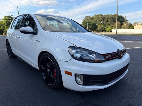 Used 2013 Volkswagen GTI 4-Door FWD image 4