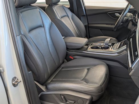 Used 2022 Audi Q7 Premium Plus w/ Premium Plus Package image 24