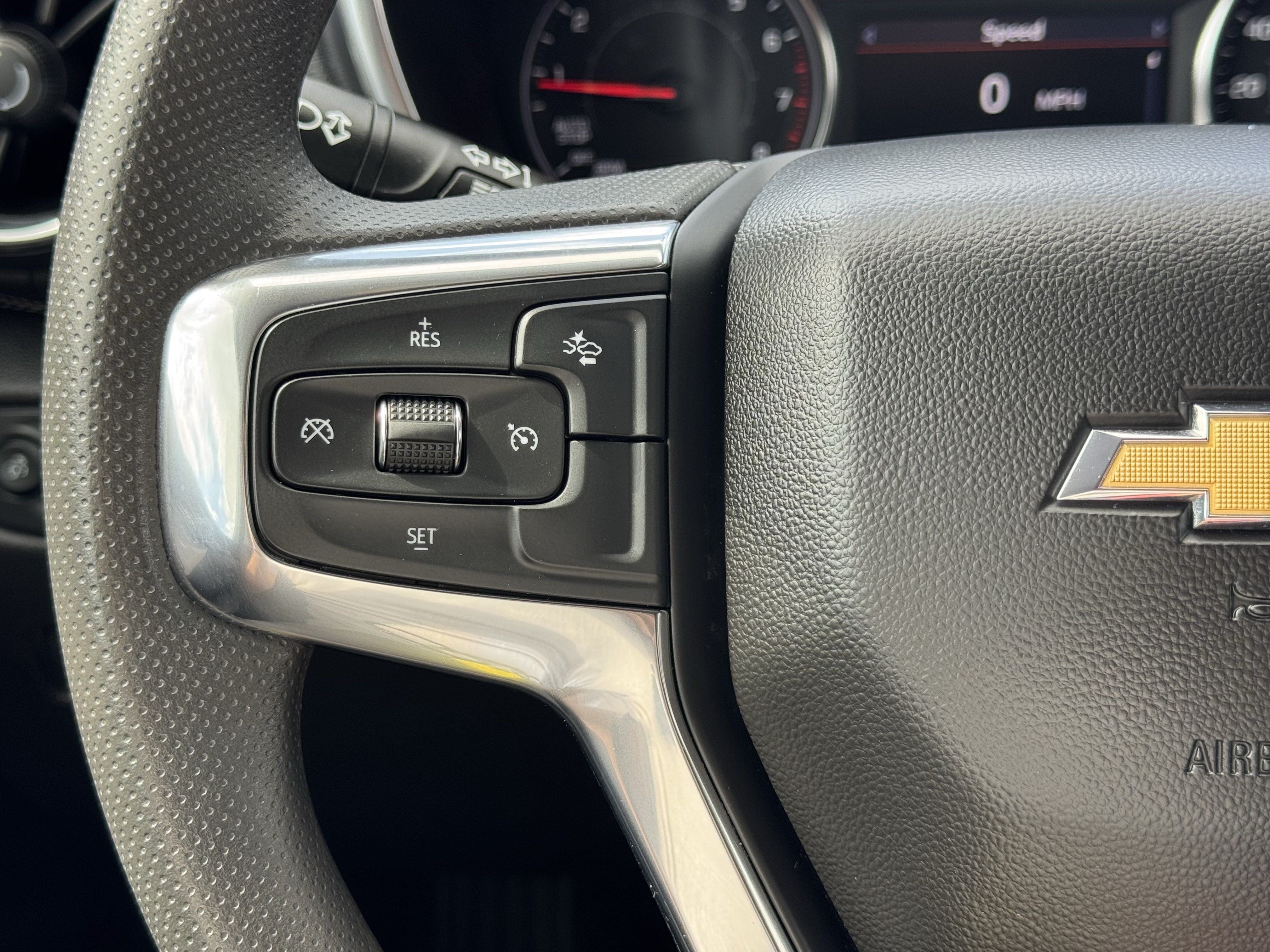 Used 2023 Chevrolet Blazer LT w/ Midnight/Sport Edition FWD image 32