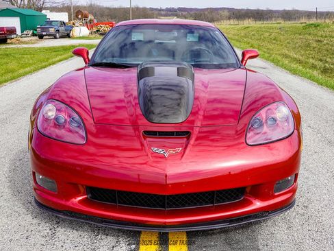 Used 2011 Chevrolet Corvette Grand Sport w/ Preferred Equipment Group image 21