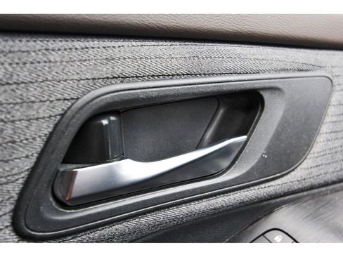 Used 2023 Nissan Rogue SV FWD image 16