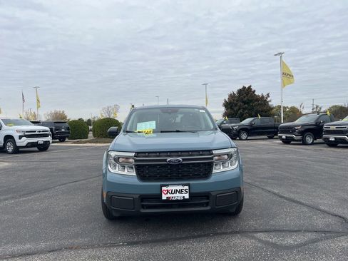 Used 2023 Ford Maverick XLT image 2