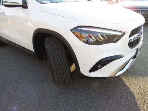 Used 2026 Mercedes-Benz GLA 250 4MATIC image 11