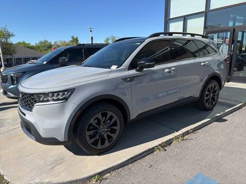 Certified 2023 Kia Sorento X-Line EX AWD/4WD image 2