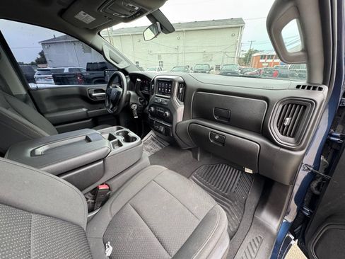 Used 2021 Chevrolet Silverado 1500 Custom Trail Boss AWD/4WD image 35