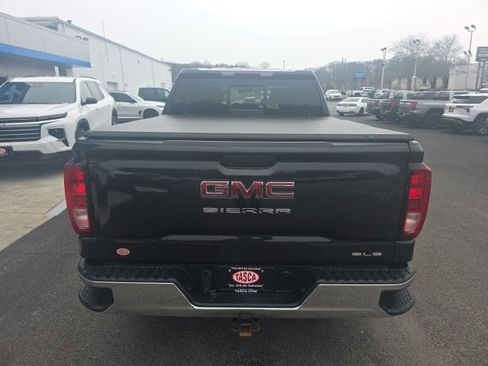 Used 2020 GMC Sierra 1500 SLE w/ SLE Value Package image 5