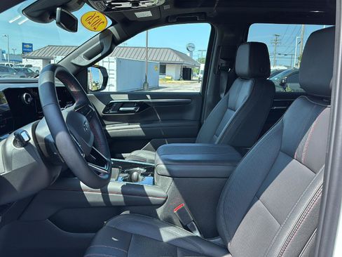 Used 2026 Chevrolet Tahoe RST w/ Comfort Package AWD/4WD image 19