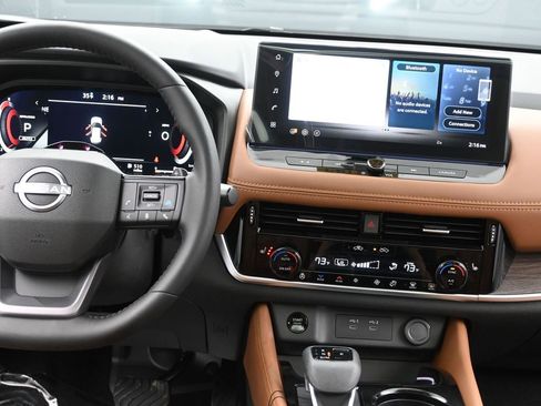 New 2026 Nissan Rogue Platinum w/ Tech Package image 16